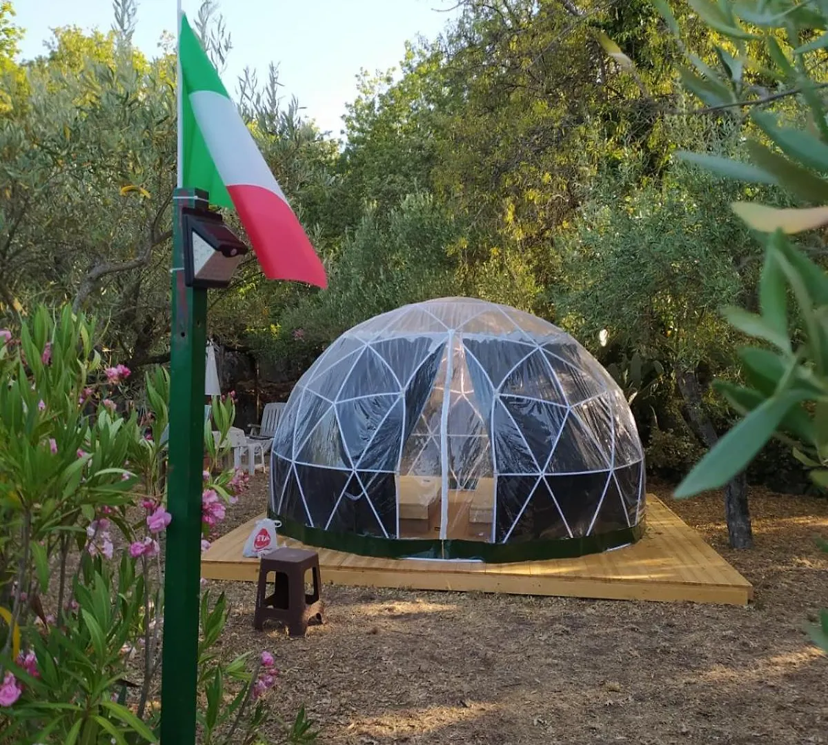 Tente de luxe Hotel Dome, Cupola, Igloo Con Cielo A Vista à Castiglione De Sicilia Italie